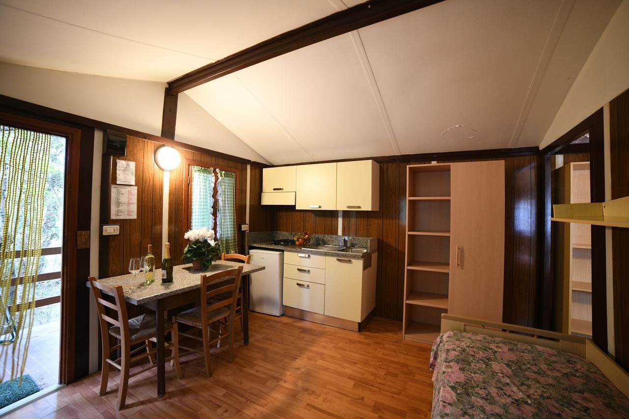 Camping C'Era Una Volta Villanova d'Albenga Exterior foto